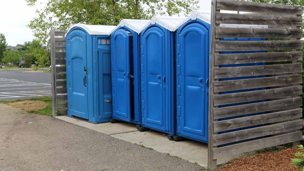 Porta Potty Rental Pros - Affordable Porta Potty Solutions in Breaux Bridge, LA, 70517